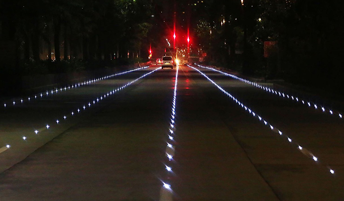 solar road studs in urban road